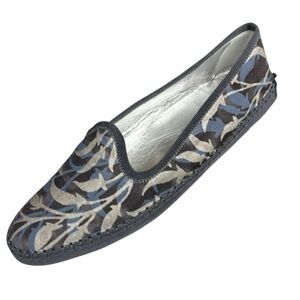Tod’s Driving Shoes Slip-On Flats  Size 7.5/8 Leaf Print Silver/Black/Blue EUC